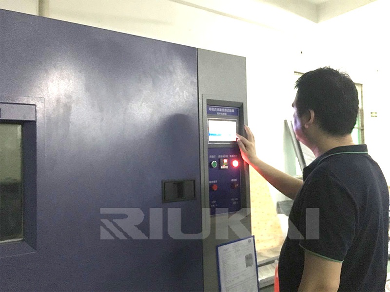 電子產(chǎn)品高低溫測(cè)試